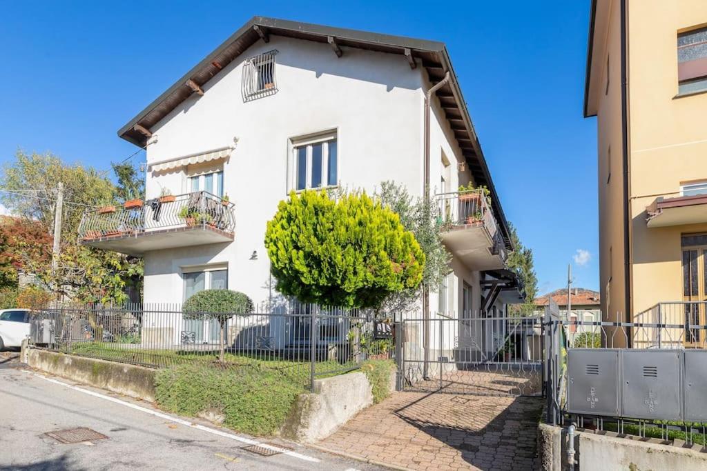 Villapino 27 - New Apartment Como Lucino エクステリア 写真
